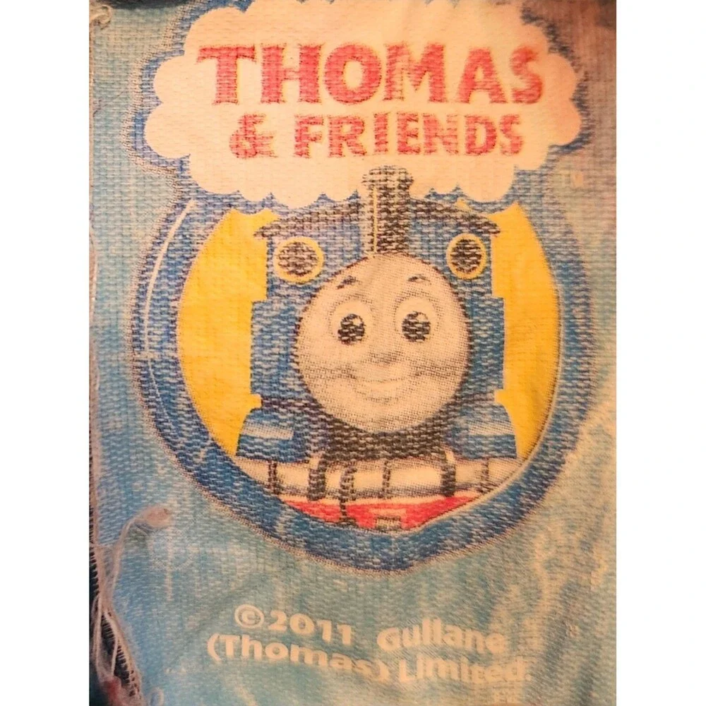 Thomas the Train Crib quilt toddler Bedspread  54”x39” reversible to Stripes